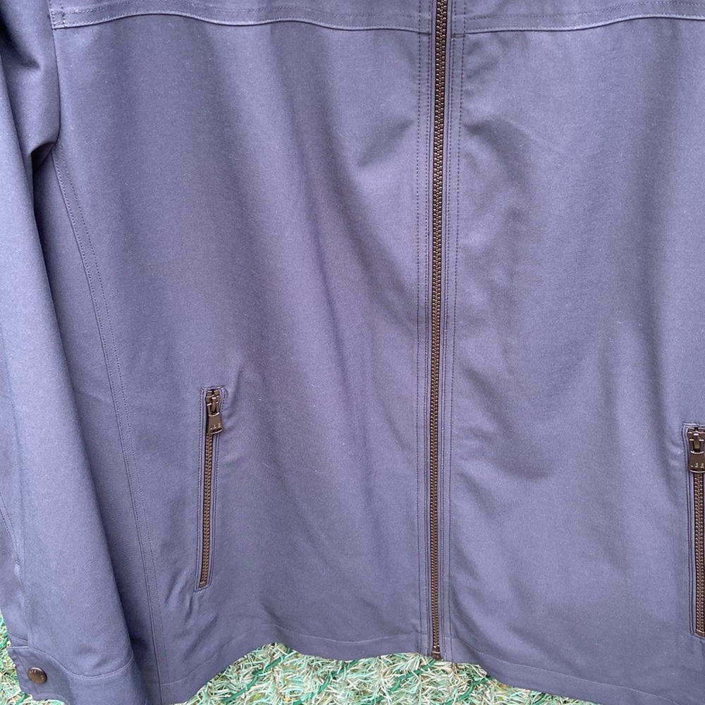 Lightweight Jacket - Picture 2 of 9